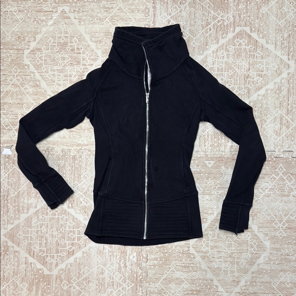Lululemon Black Zip-Up Jacket